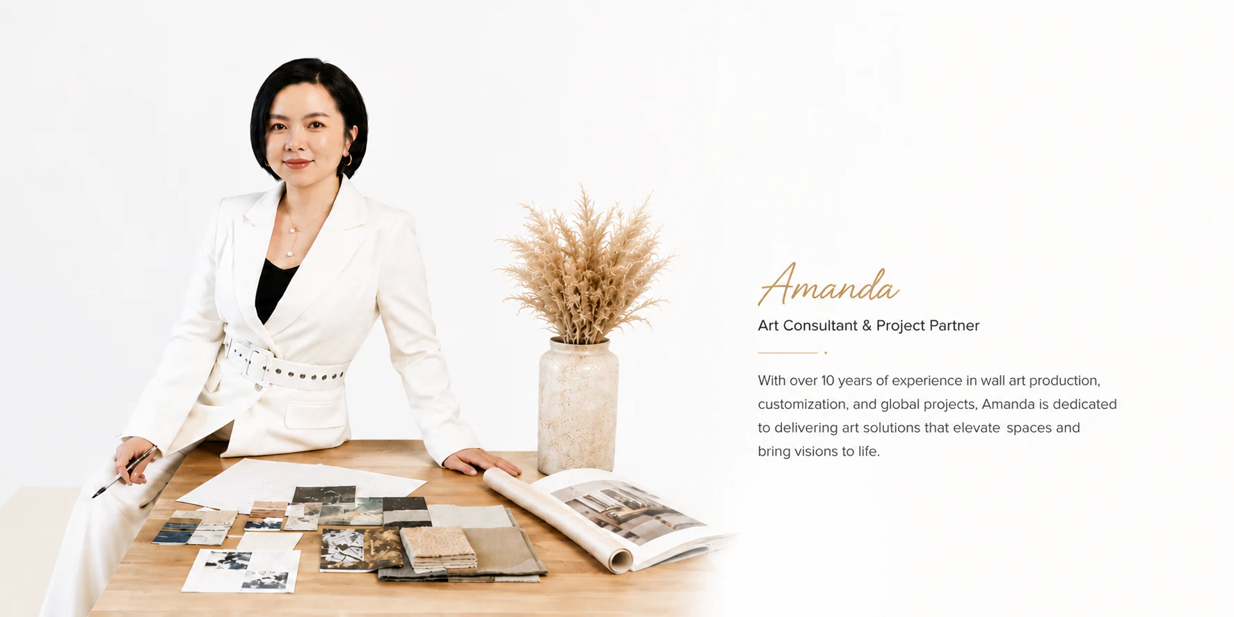 Amanda, DEWANG ART consultant and wall art project partner